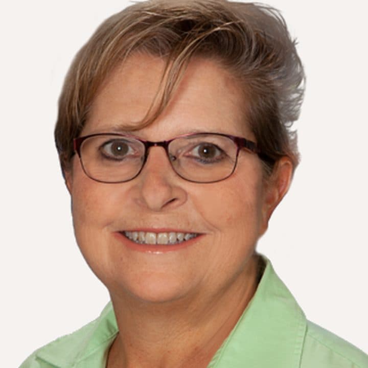 Lisa M Kimmel