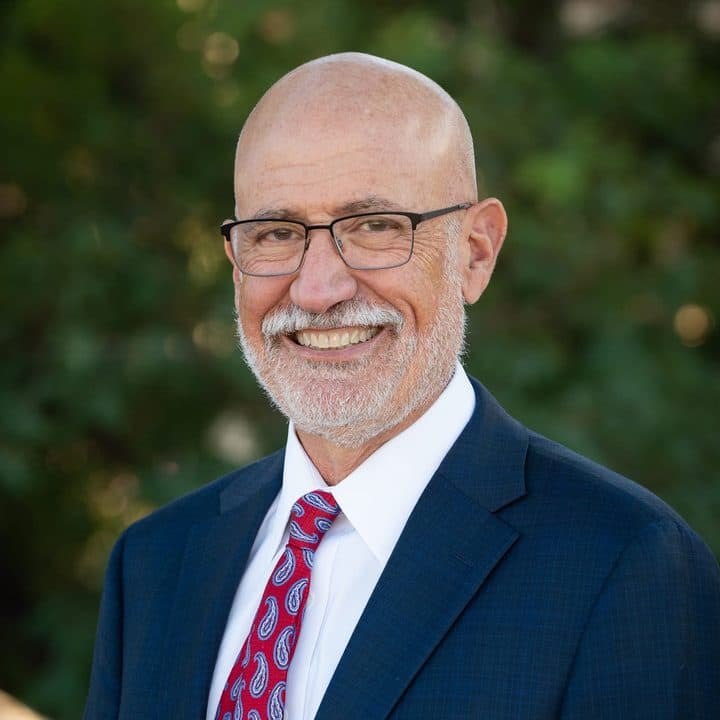 Peter Akmajian