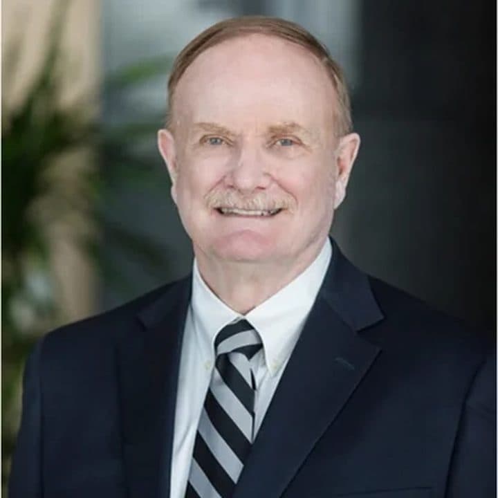 Timothy J Kamper
